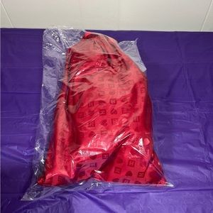 Harveys Cali Bear Scarlet